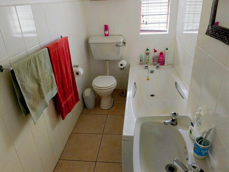 3 Bedroom Property for Sale in La Rochelle Western Cape